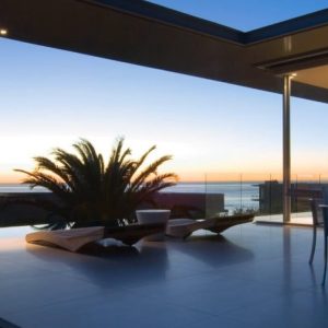 Deluxe king room with bancony